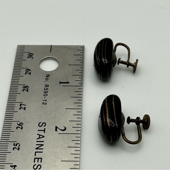 Vintage Gold Swirl Black Round 3D Glass Screw Back Earrings Signed Japan - Picture 7 of 8